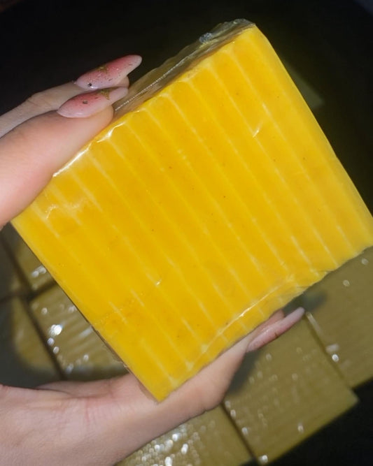 Kojic N’ Turmeric Brightening Bar